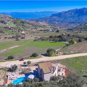 3 bedroom villa with pool, near Scopello, sleeps 6